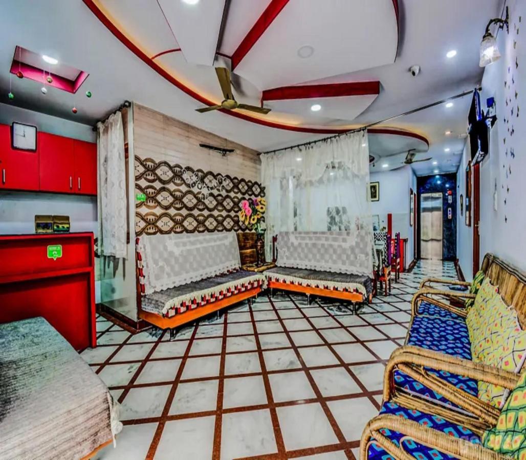 Airport Sky Inn Homestay Джайпур Екстериор снимка