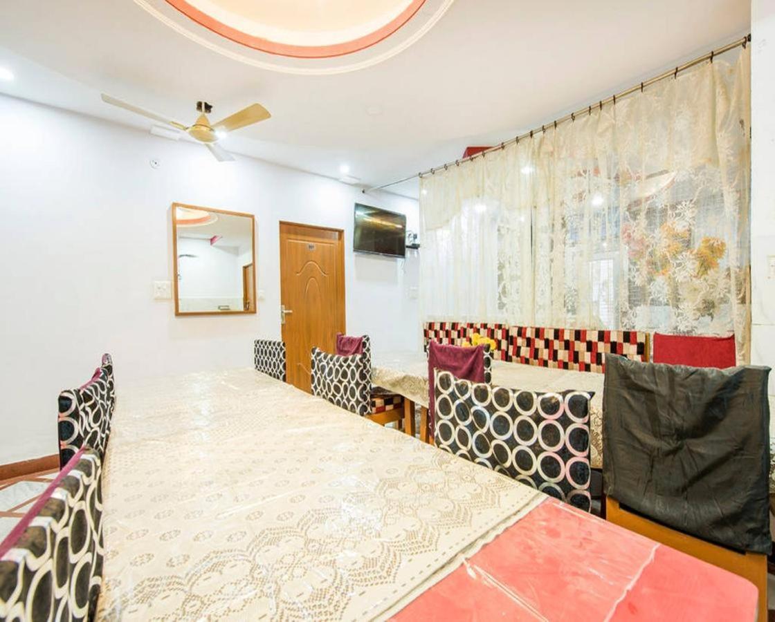 Airport Sky Inn Homestay Джайпур Екстериор снимка
